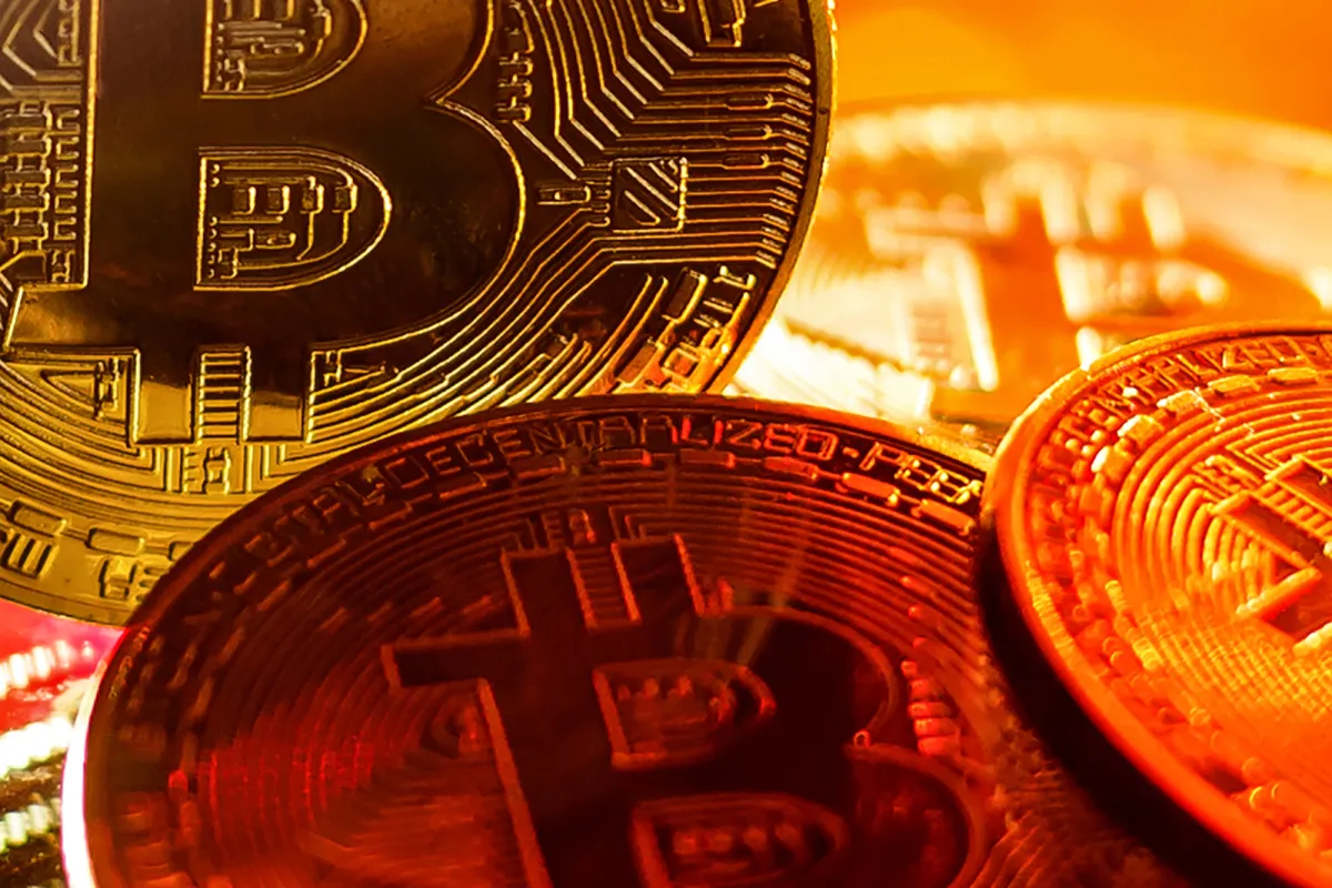 Bitcoin Network Flooded With 200,000 'Ghosts', Core Dev Jameson Lopp Warns About Stealth Sybil Attack