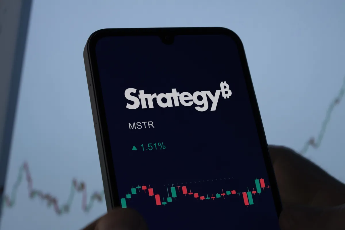 Strategy CEO Defends Corporate Pivot With 10% Bitcoin Holdings Boost