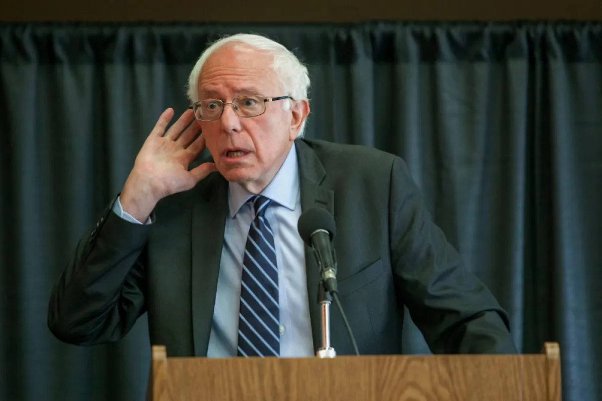 'Take on Crypto': Socialist Sanders Rallies Against Tech Billionaires